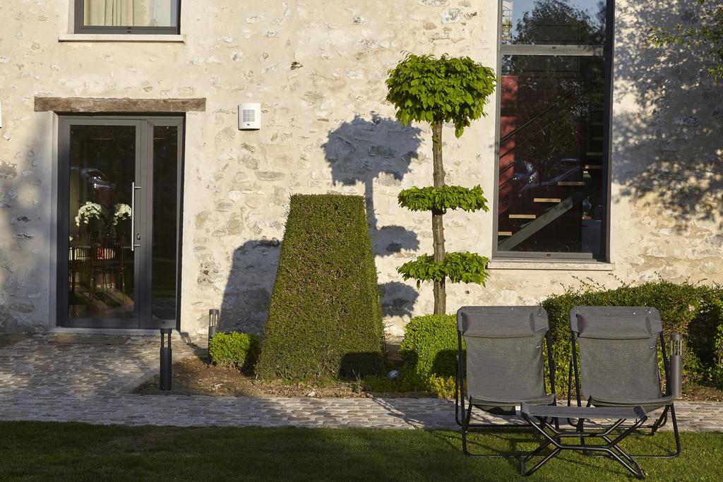 Chambre d'hôtes Les Herbes Folles Moussy-le-Neuf Exterior foto